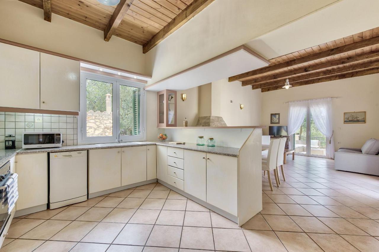 Olivegrove Villa - Nestled In Olive Trees With Private Pool, By Zantewize Tragaki Luaran gambar