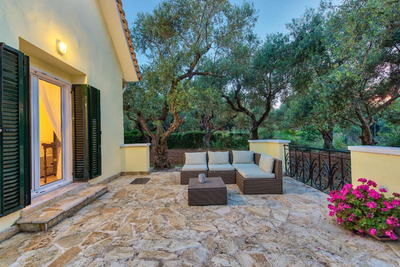 Olivegrove Villa - Nestled In Olive Trees With Private Pool, By Zantewize Tragaki Luaran gambar