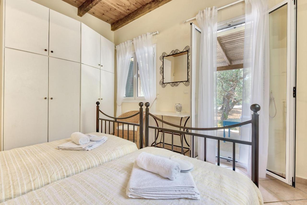 Olivegrove Villa - Nestled In Olive Trees With Private Pool, By Zantewize Tragaki Luaran gambar